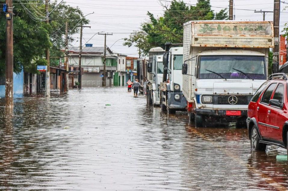 Guaíba empresta estruturas para Eldorado do Sul montar alojamentos; cidade foi 90% atingida pelas chuvas