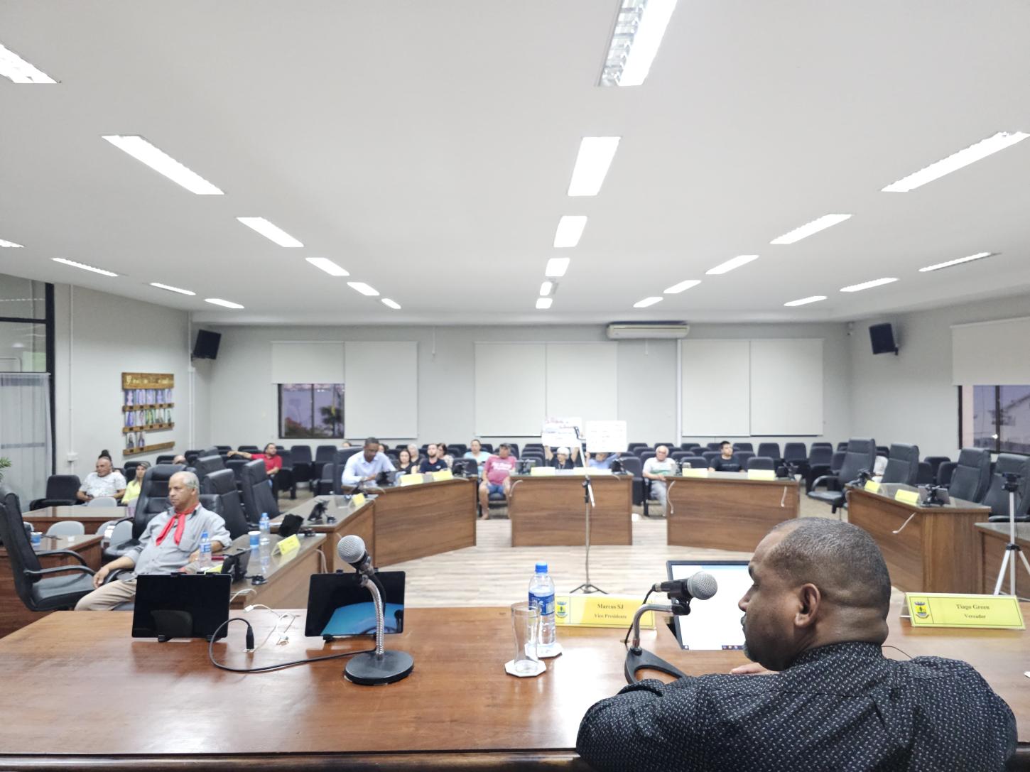Câmara de Vereadores realiza audiência pública dos moradores da Alvorada e Ermo após a enchente