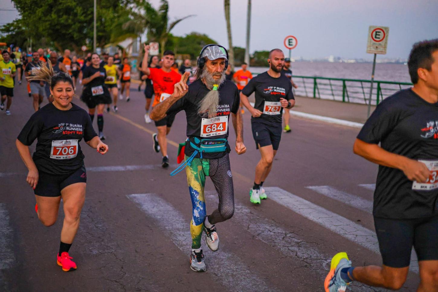 1ª Guaíba Runners Night Run reúne cerca de 800 pessoas na Orla do Guaíba; veja os vencedores