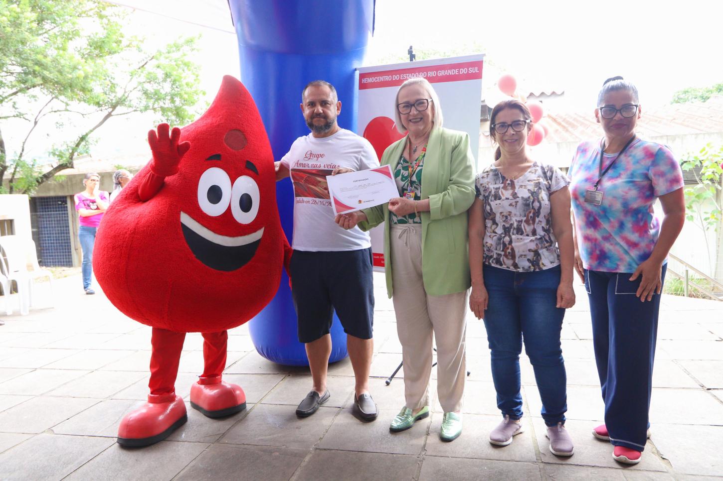 Hospital Nelson Cornetet e o grupo Amor nas Veias recebem homenagem no Dia Nacional do Doador de Sangue