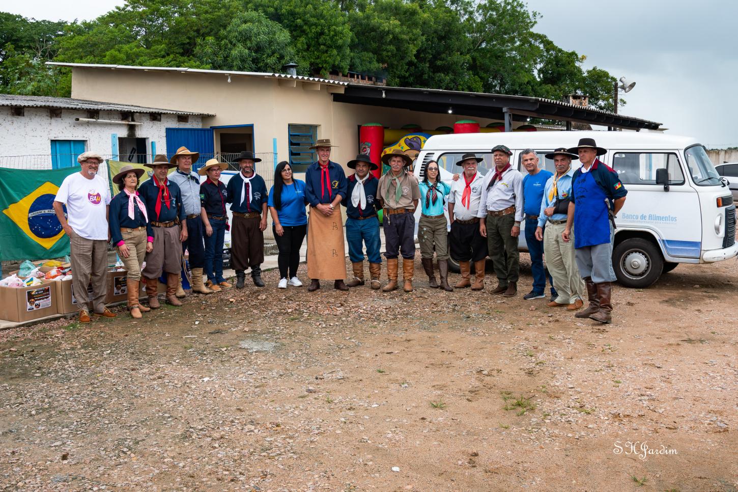 Cavalgada do Bem arrecada quase 350 quilos de alimentos em Guaíba