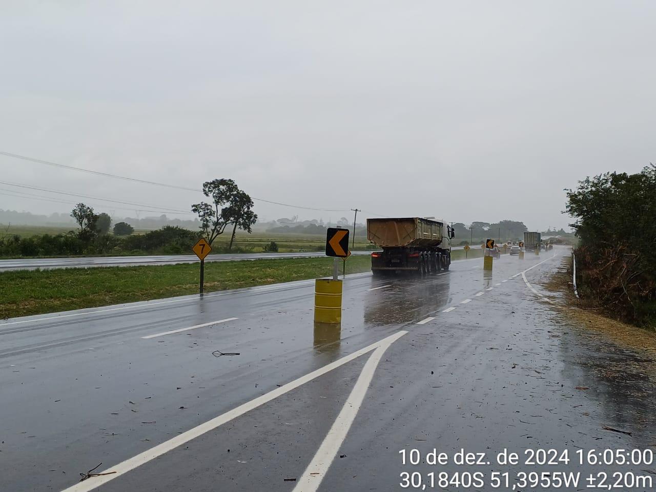Polícia Rodoviária Federal libera o novo trecho duplicado da BR-116, em Guaíba