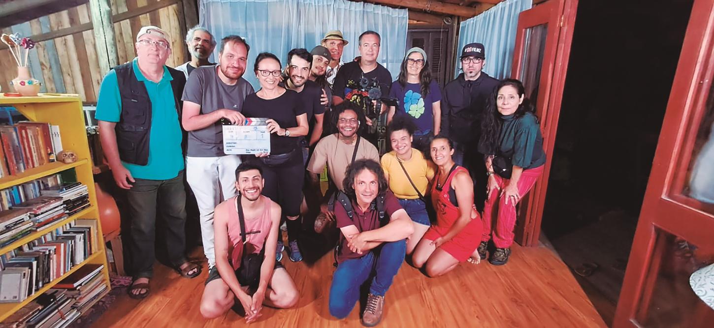 Com artistas locais, curta-metragem 