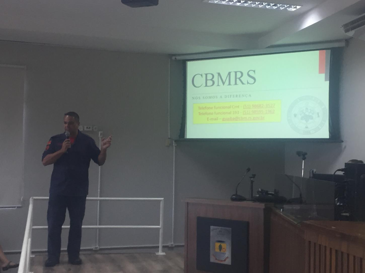 Comandante apresenta desafios e propostas de melhoria para o Corpo de Bombeiros na Câmara de Vereadores