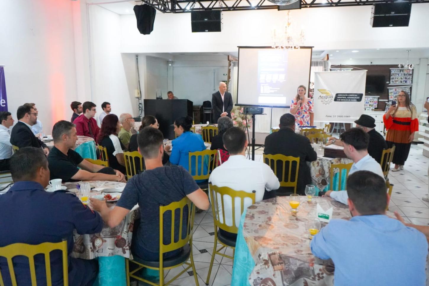 Crescimento econômico de Guaíba e investimentos são destaques no 1º Café Empresarial da ACIGUA