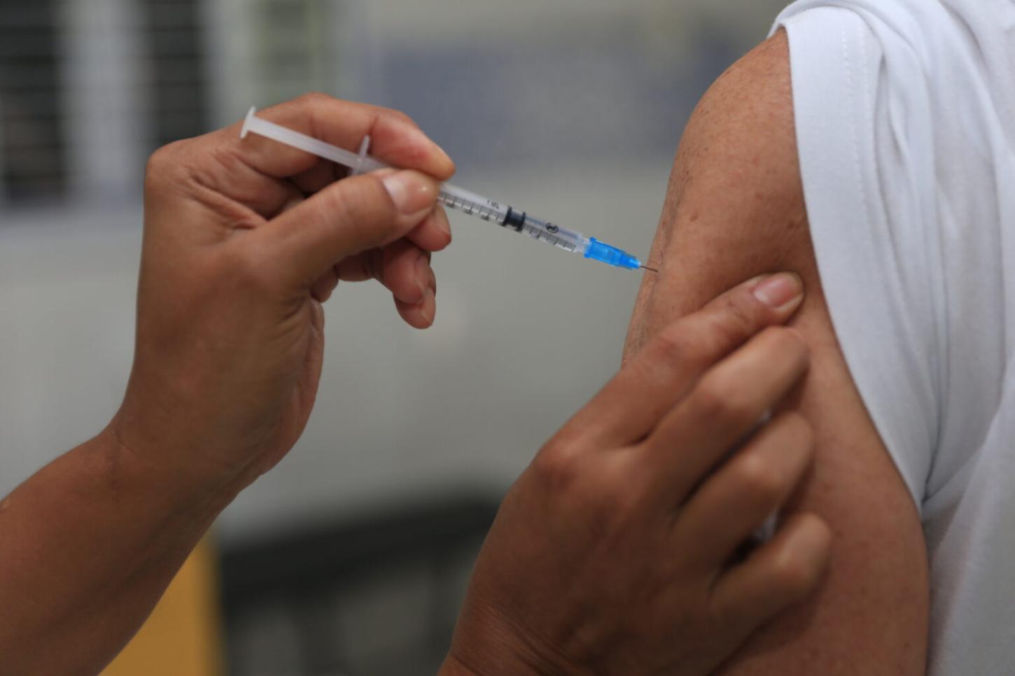Guaíba inicia campanha de vacinação contra a gripe para grupos prioritários