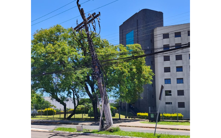 Acidente causa falta de energia e paralisa atividades do Fórum de Guaíba; atendimentos seguem de forma remota