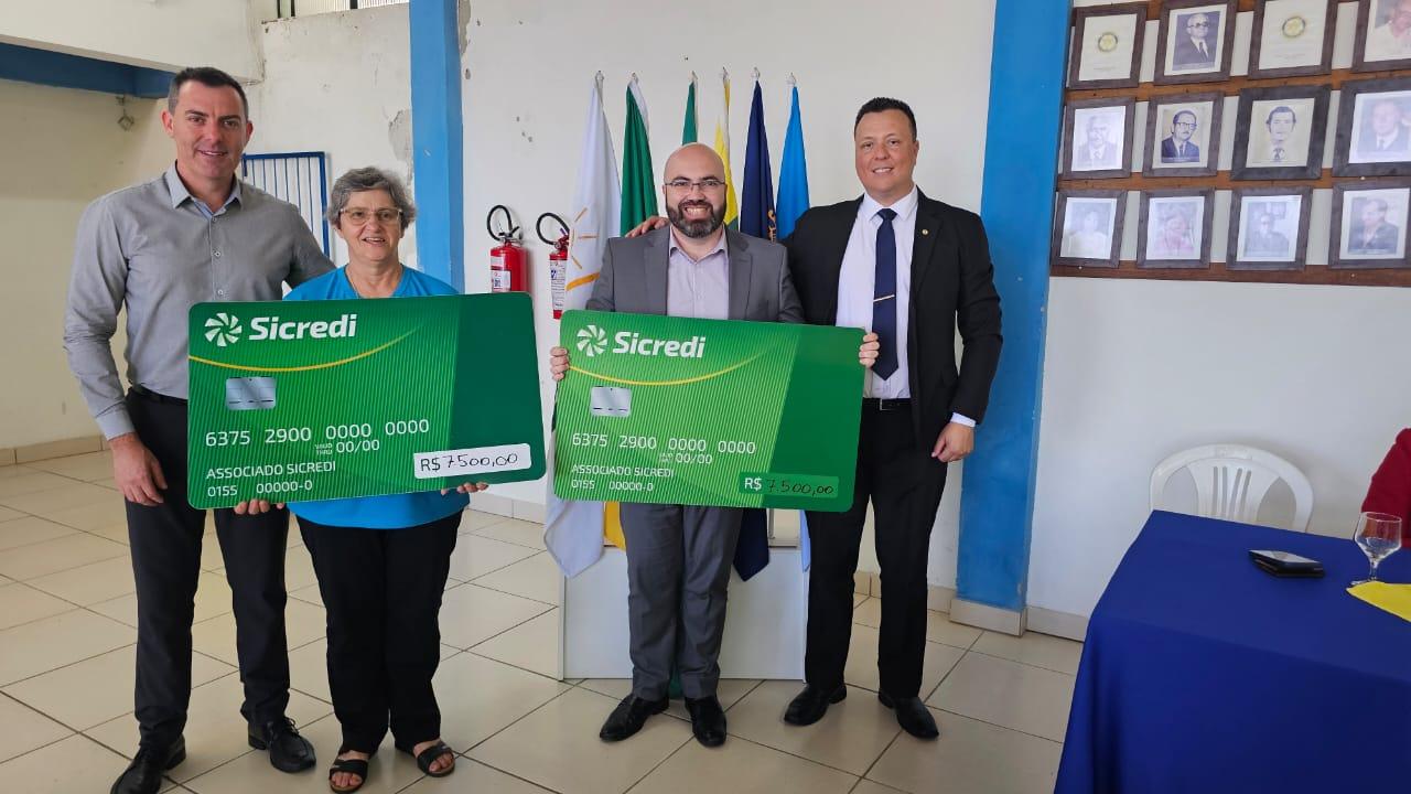 Rotary entrega recursos da 30ª Noite Alemã a entidades beneficentes e homenageia parceiros