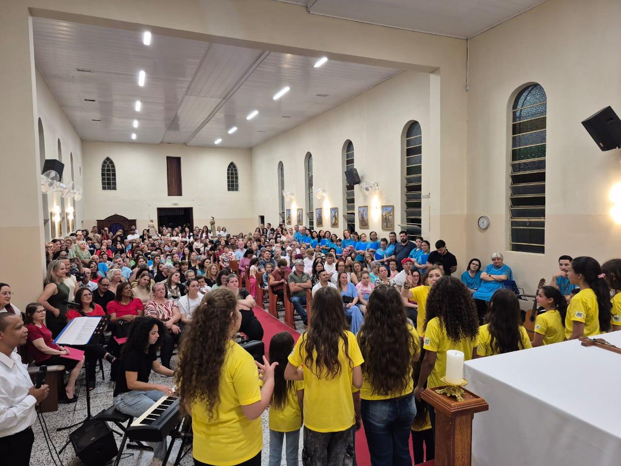 4º Sons de Natal reúne grande público e marca a abertura oficial das celebrações natalinas em Guaíba