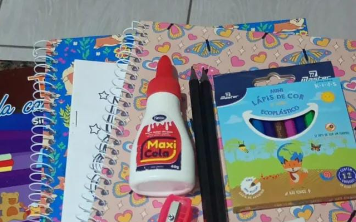 Campanha de materiais escolares do Arrecadadores de Sorrisos enfrenta baixa adesão; veja como ajudar