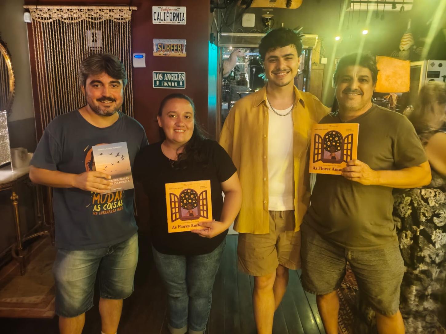 Cinco anos após sua morte, escritor Renato Isquierdo é homenageado com lançamento de livro em Guaíba