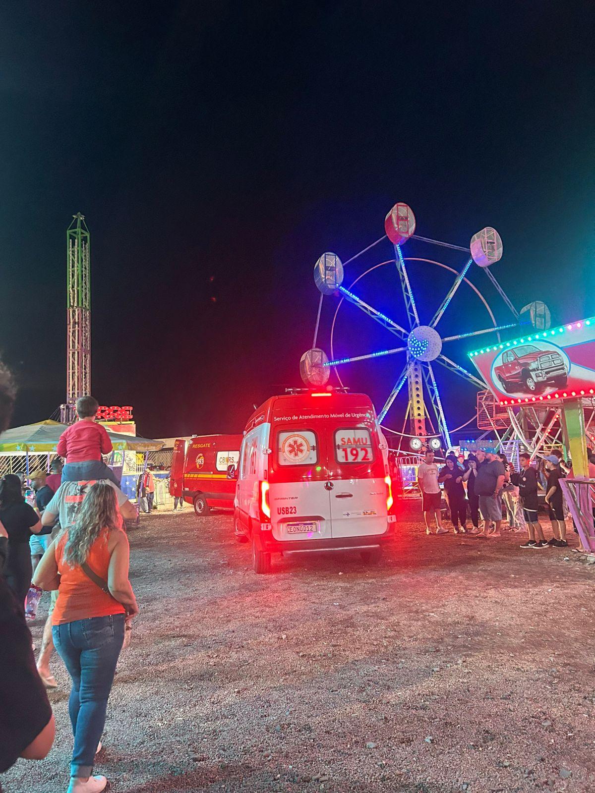 Acidente em brinquedo deixa dez feridos em parque de diversões em Guaíba; local tinha alvará de funcionamento