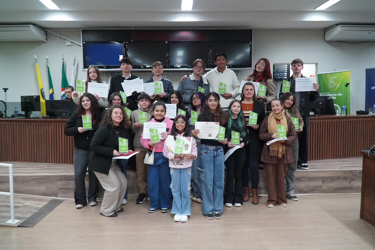 4º Concurso Escolar de Oratória emociona o público e lota a Câmara de Vereadores; veja os vencedores