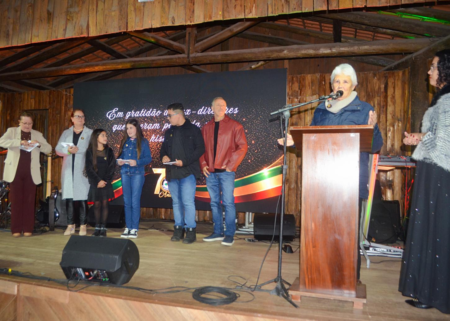 Escola Rio Grande do Sul comemora 75 anos de história no CTG Gomes Jardim