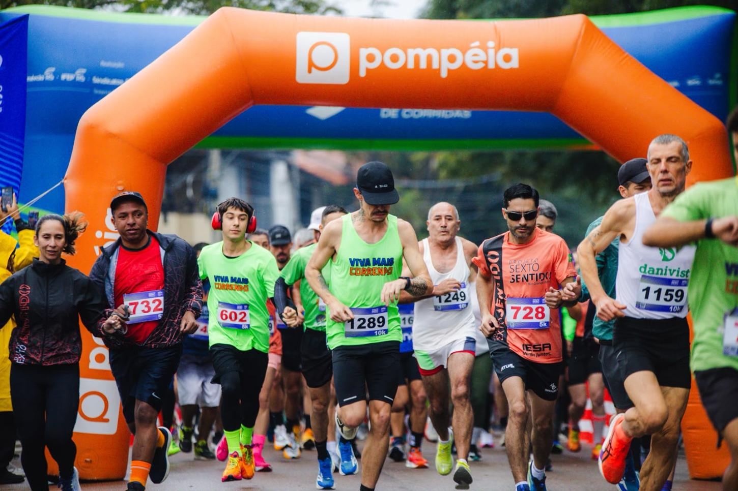 Sob chuva, Guaíba recebe mais de 400 corredores na 8ª etapa do Circuito Sesc de Corridas