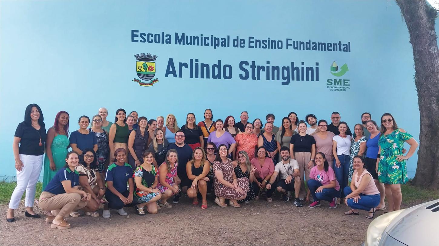 Escola municipal Arlindo Stringhini completa 50 anos de história no bairro Columbia City