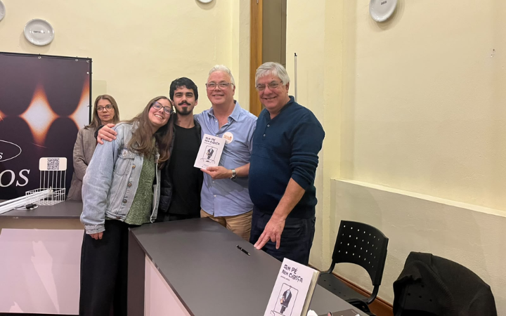 Escritor guaibense Luis Augusto Lopes lança livro de poemas em homenagem a Luis Fernando Verissimo