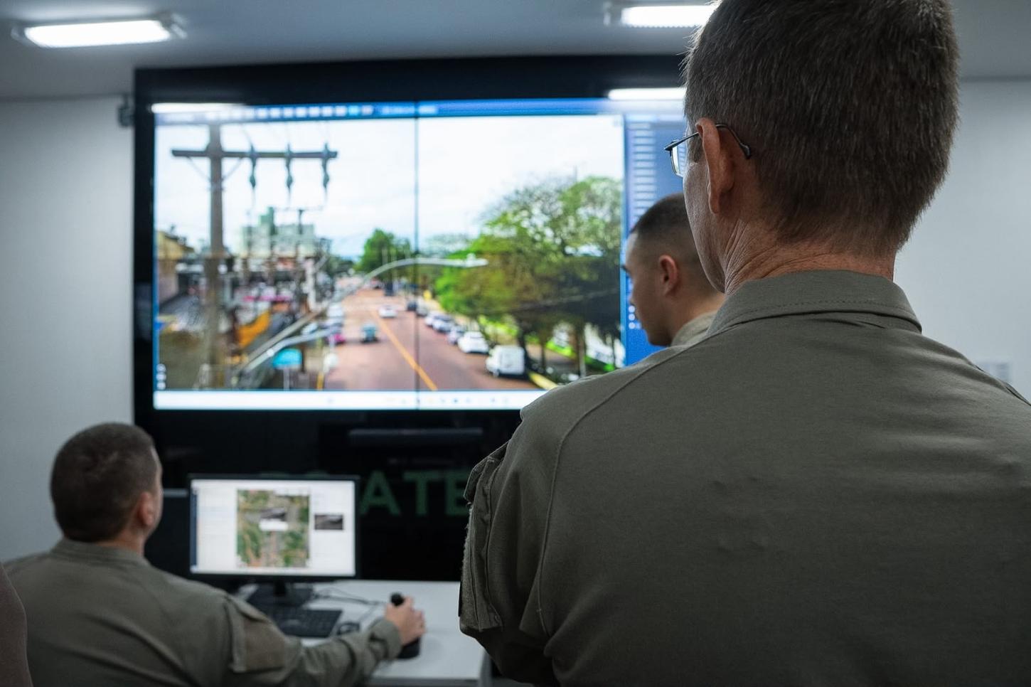 Com 62 câmeras, Centro de Operações da Polícia Militar inicia funcionamento em Guaíba